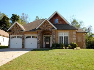 106 Creekview Ct, Lynchburg, VA 24502