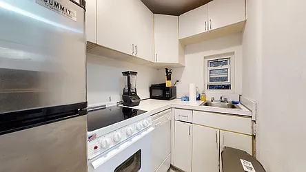 Rented by Bond New York