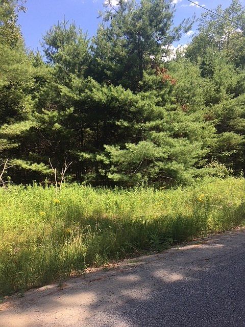 2nd image of 282 Bird Pond Rd
