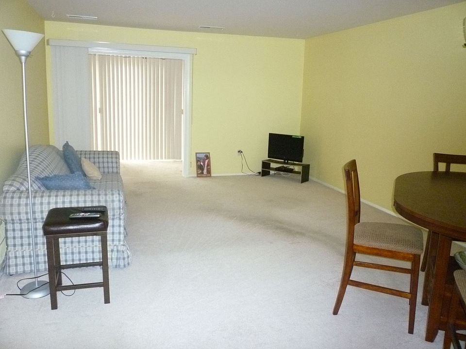 2nd image of 15 Red Fox Ln