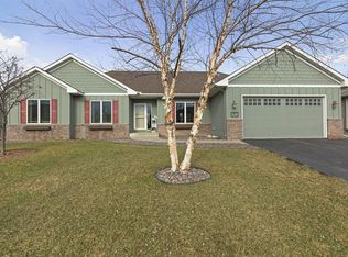 504 Rambling, St Michael, MN 55379