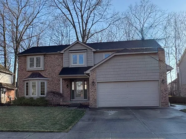 43470 Brooks Dr, Clinton Township, MI 48038