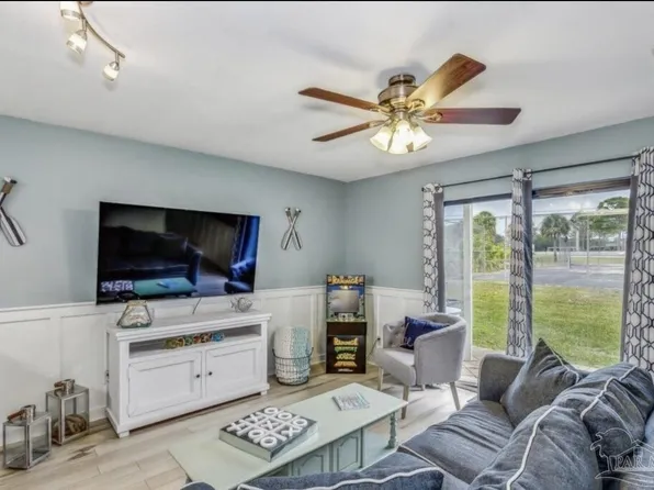 1699 W Us Highway 98 #604, Mary Esther, FL 32569