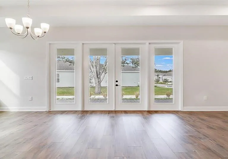 1598 Whitewood Ct — Photo 16