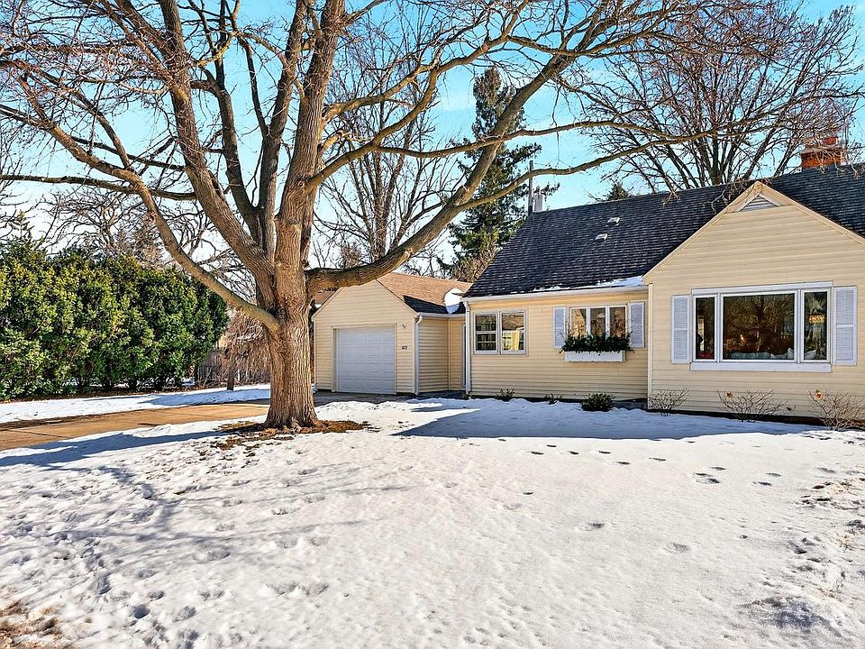 1st image of 827 W La Salle AVENUE