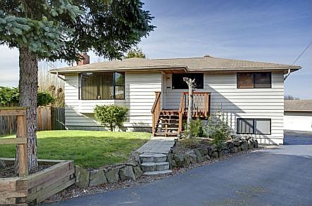 1st image of 6425 105th Ave NE