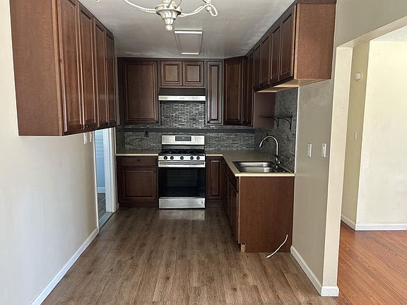 This is the kitchen. Dining area in front.