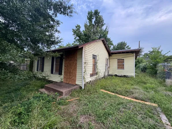 5118 Senior St, Houston, TX 77016