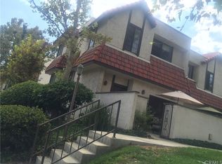 18016 River Cir APT 1, Santa Clarita, CA 91387