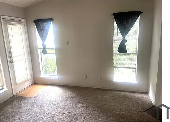 2 bed, 1015 sqft, $1,495 — Photo 3