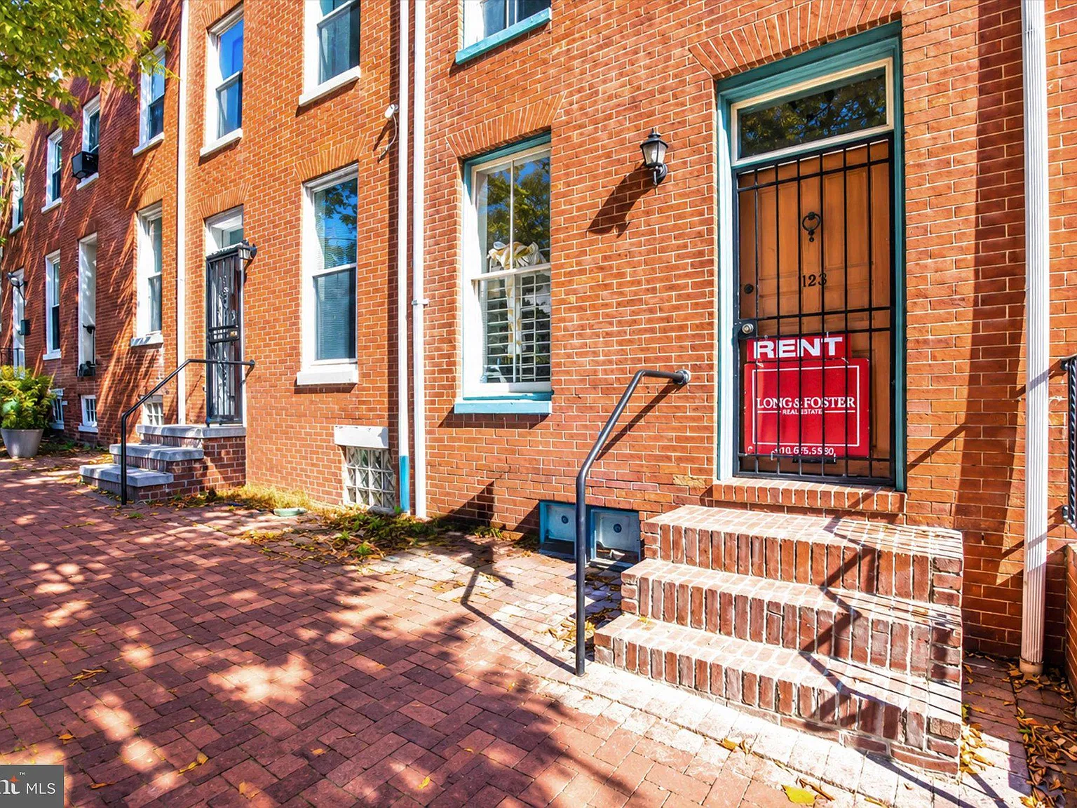 2 bed, 2.0 bath, 1804 sqft, $2,000 — Photo 4