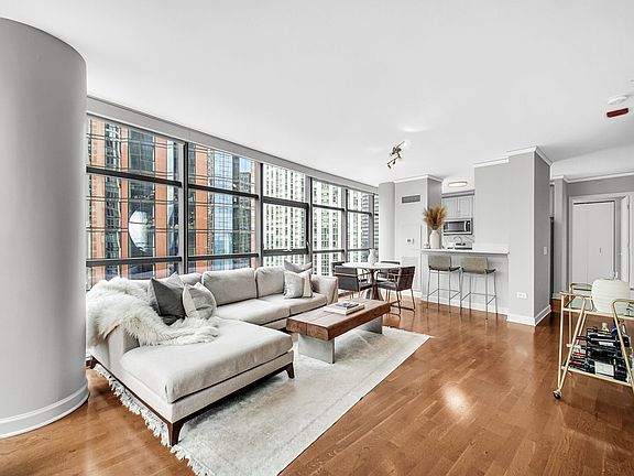 5th image of 201 N Westshore Dr APT 2208