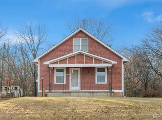 805 Clay St, Washington, MO 63090