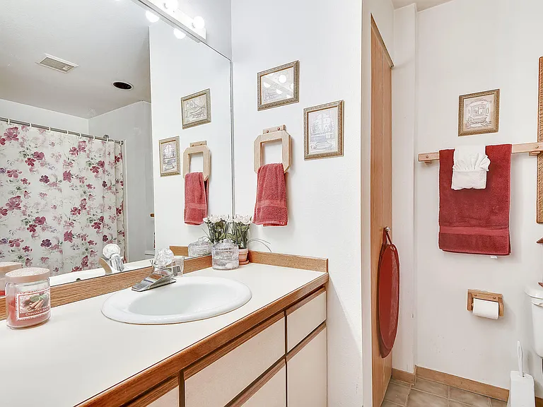 99 Granite St #221 — Photo 9