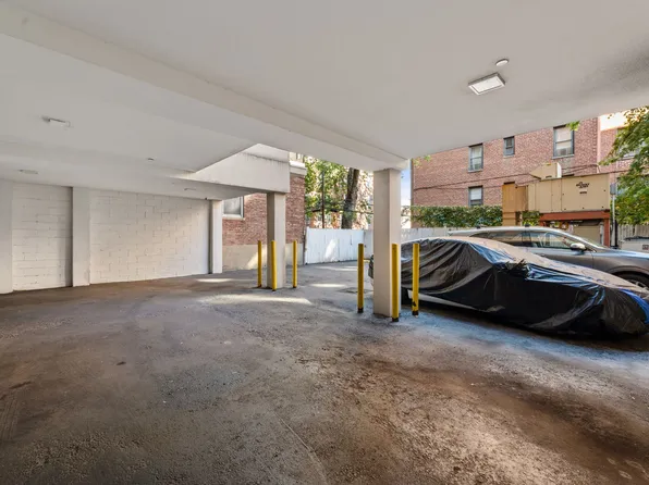 1769 East 13th Street image 6 of 17