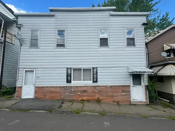 228 Union St, Taylor, PA 18517