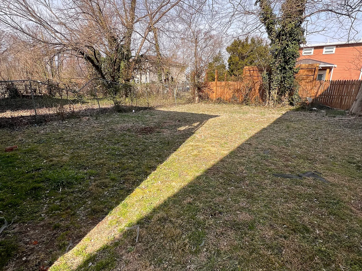 1005 W High St — Photo 4