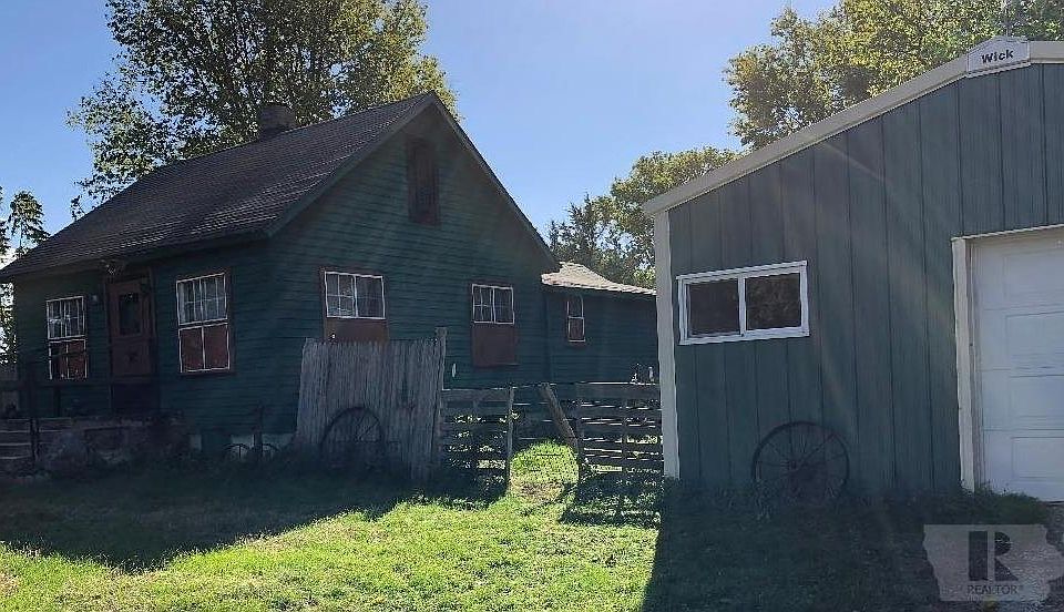 1st image of 1304 Township Road 2200n