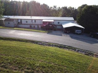 39 Fernland Ln, Reeds Spring, MO 65737