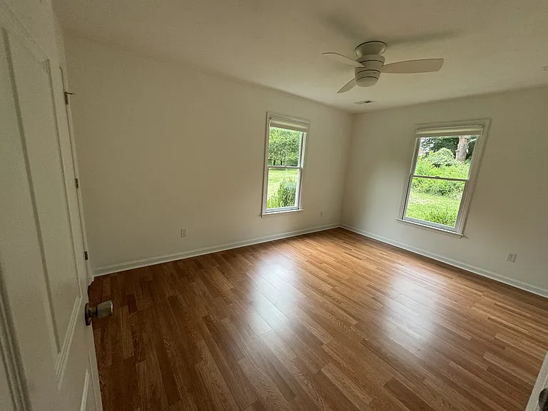 46 Housman St — Photo 15