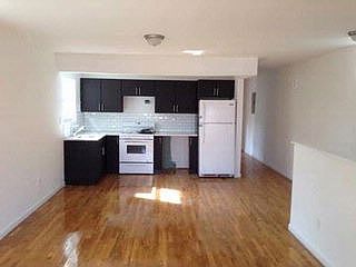 1st image of 1026 E 216th St