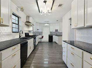 2809 Apple Creek Cir, Bryan, TX 77802