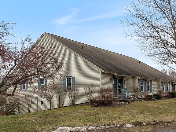 2nd image of 4230 The Terraces