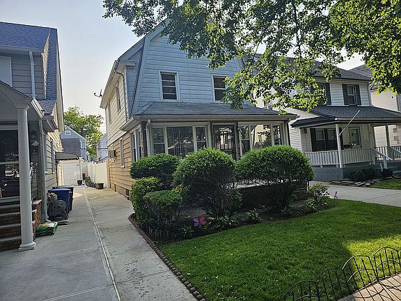 2nd image of 9328 215th St