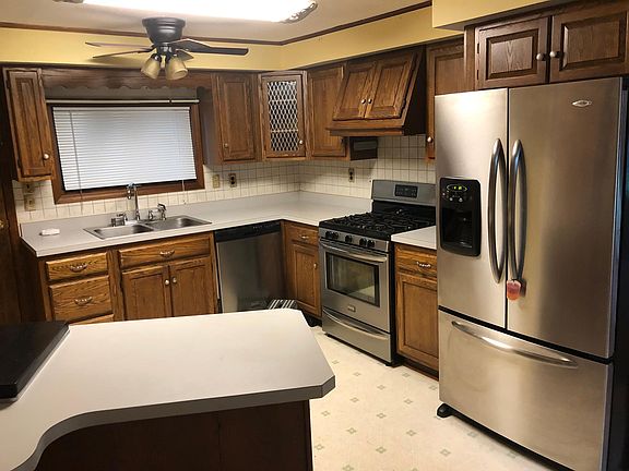 4th image of 147 Whitesboro St #1