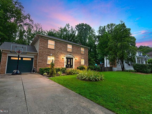 2nd image of 4089 Tarpon Ln