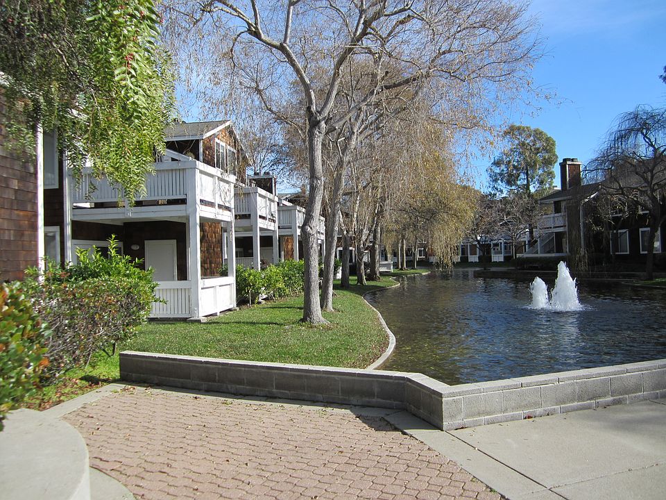 1st image of 117 Bayside Ct #117