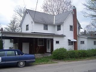 Oak Street Wellsville