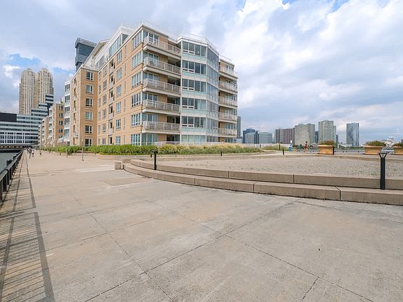 Waterfront Promenade Just Steps Away