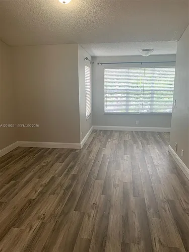 701 Vista Isles Dr Photo 1
