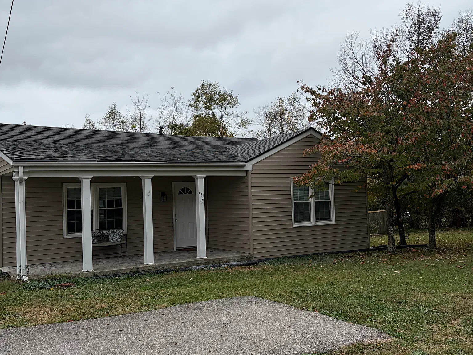 2 bed, 1064 sqft, $1,895 — Photo 1