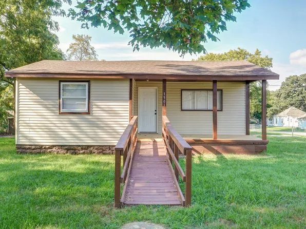 1501 W Florida Street, Springfield, MO 65803