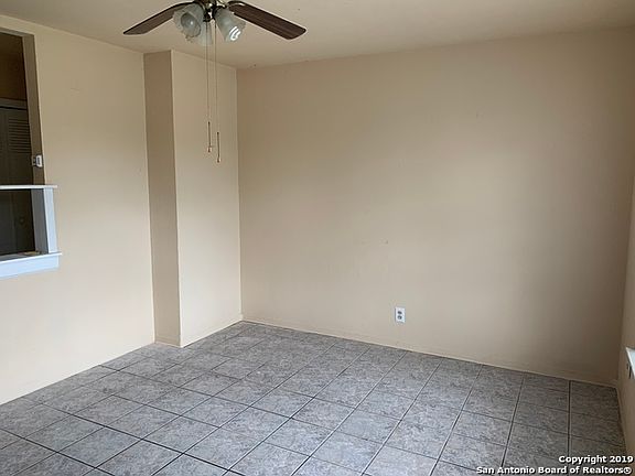 3rd image of 4103 Seabrook Dr
