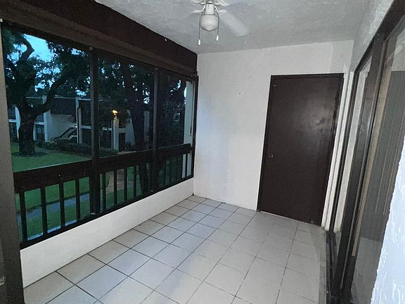 4th image of 2400 Winding Creek Blvd #203
