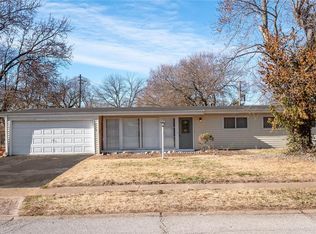 6465 Evergreen Blvd, Saint Louis, MO 63134