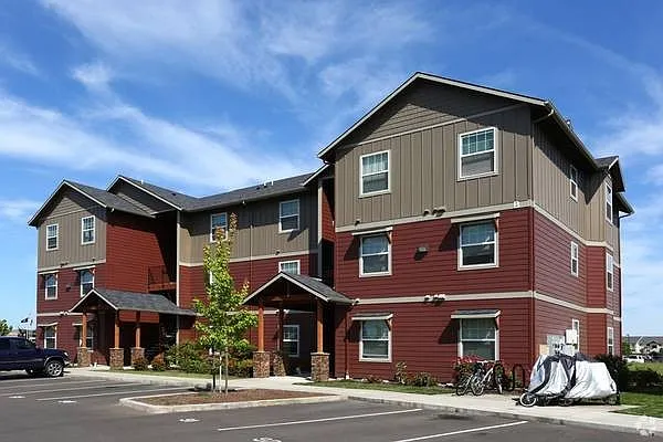 Now Leasing at The Lodges in Lebanon — Photo 47