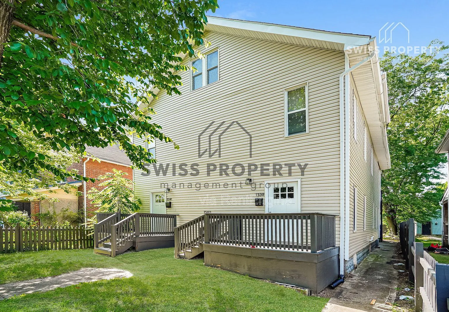 3 bed, 1.0 bath, $1,400 — Photo 1