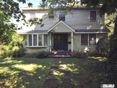 15 Richardson Ln, Islip, NY, 11751