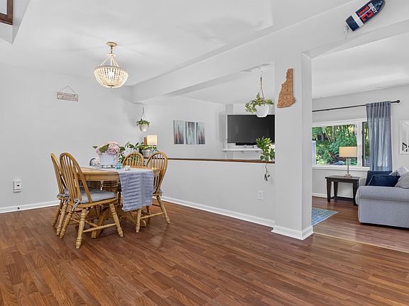 3rd image of 67 Spinnaker Way
