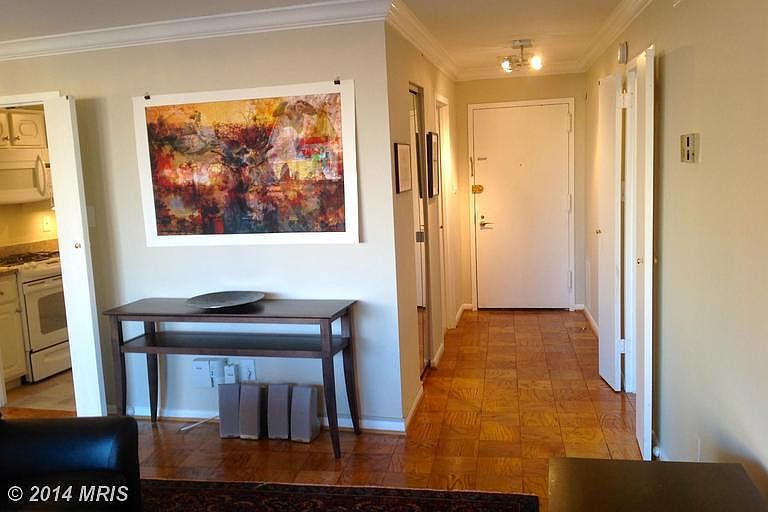 1st image of 4620 N Park Ave APT 1501E