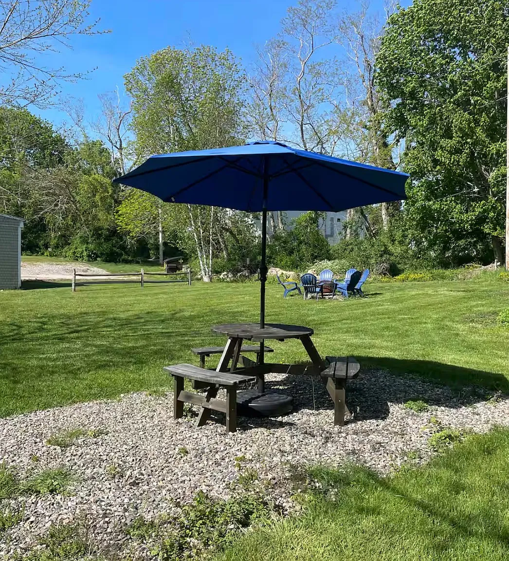 Studio, 200 sqft, $1,200 — Photo 4