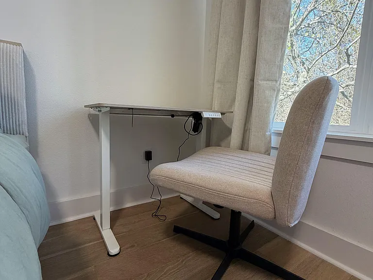 Students welcome! Spend late nights studying with our standing desk and comfy chair.