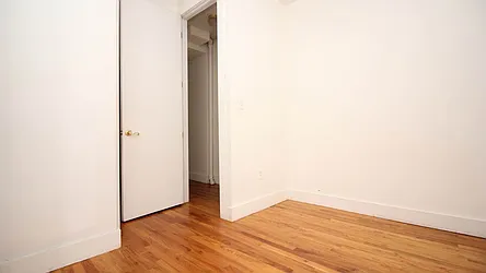 Rented by Space Link Realty