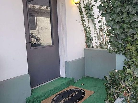 Entry Unit A
