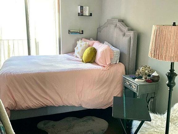 4th image of 444 Franklin Ave APT 3B