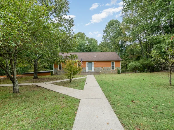 8532 Old Charlotte Pike, Pegram, TN 37143